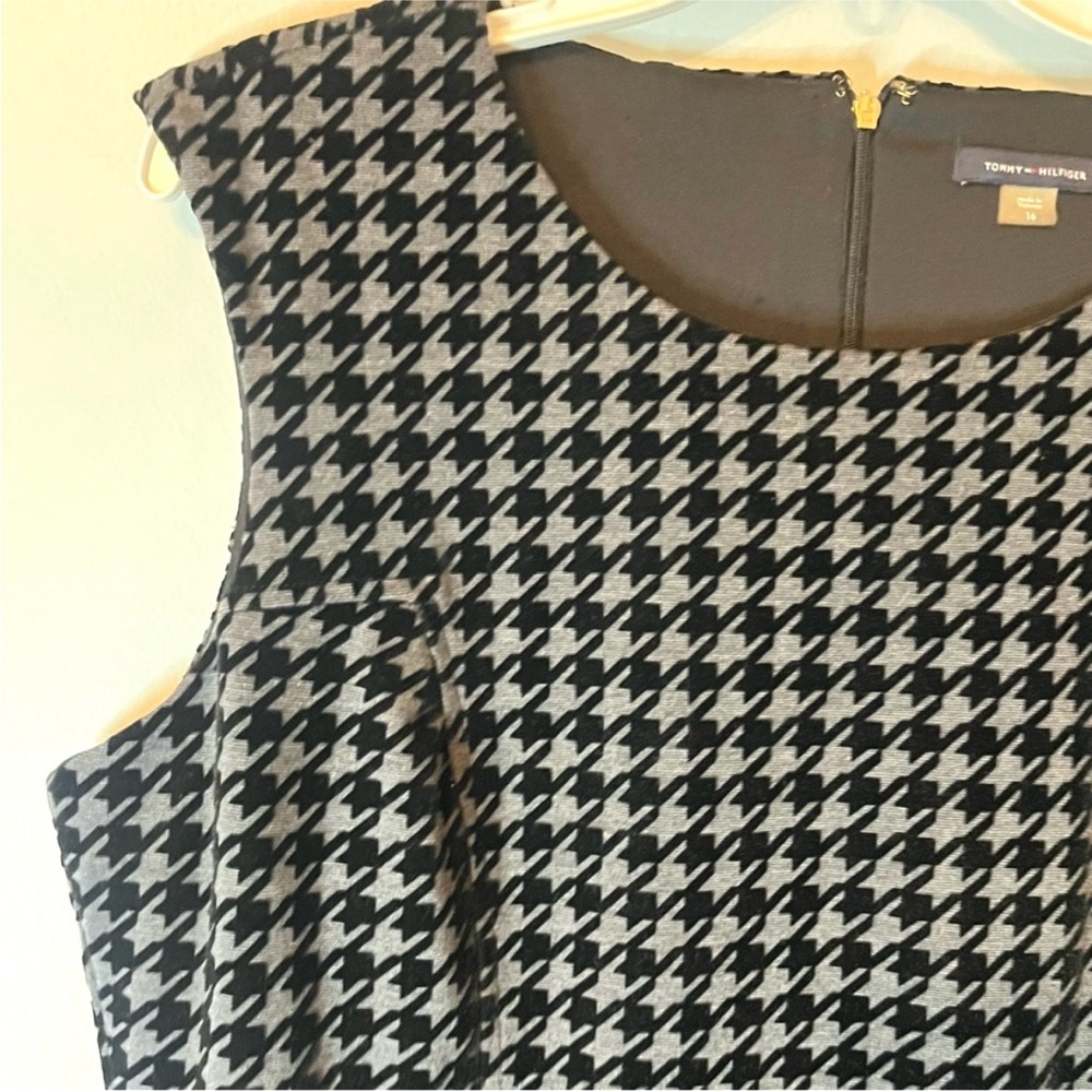 Tommy Hilfiger Women's Embroidered Houndstooth Sheath Dress Size 16 - Picture 2 of 8